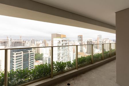 Apartamento à venda com 292m², 3 quartos e 4 vagas Apartamento à venda com 292m², 3 quartos e 4 vagasVaranda