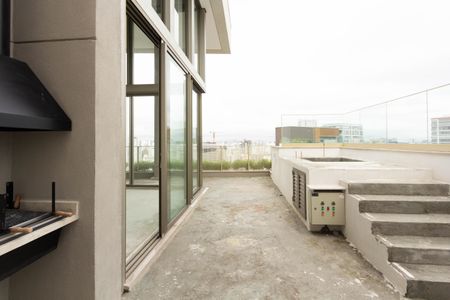 Apartamento à venda com 292m², 3 quartos e 4 vagas Apartamento à venda com 292m², 3 quartos e 4 vagasCobertura