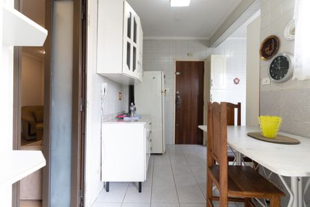 Apartamento à venda com 100m², 2 quartos e sem vaga Apartamento à venda com 100m², 2 quartos e sem vagaCozinha