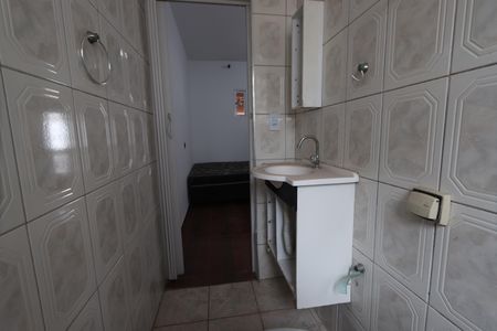 Casa à venda com 150m², 3 quartos e 2 vagasBanheiro
