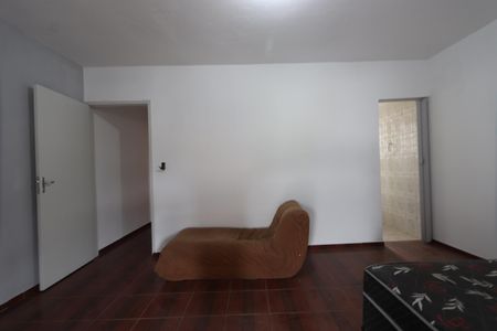 Casa à venda com 150m², 3 quartos e 2 vagasSuíte