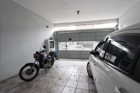 Casa à venda com 150m², 3 quartos e 2 vagasGaragem