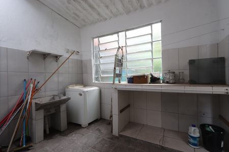 Casa à venda com 150m², 3 quartos e 2 vagasLavanderia