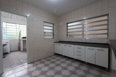 Casa à venda com 150m², 3 quartos e 2 vagasCopa
