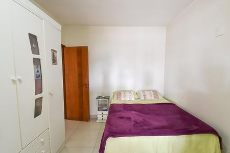 Casa à venda com 345m², 4 quartos e 8 vagas Casa à venda com 345m², 4 quartos e 8 vagasQuarto 1