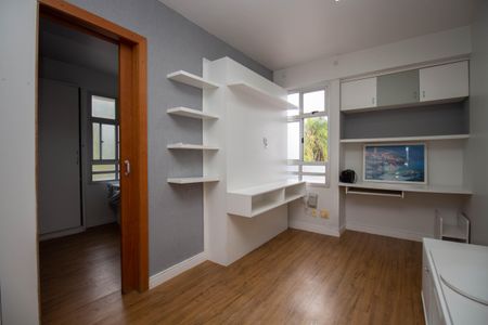 Sala de kitnet/studio para alugar com 1 quarto, 27m² em Q 712/912, Brasília