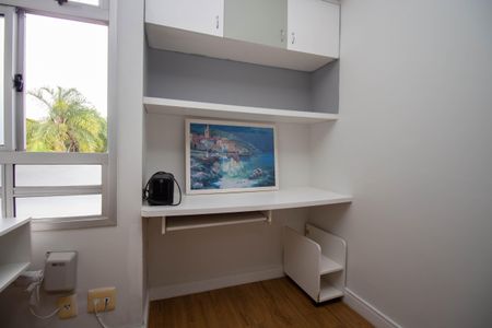 Sala de kitnet/studio para alugar com 1 quarto, 27m² em Q 712/912, Brasília
