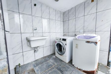 Casa à venda com 250m², 3 quartos e 1 vaga Casa à venda com 250m², 3 quartos e 1 vagaÁrea de Serviço