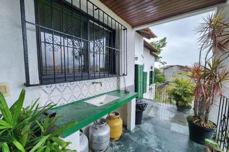 Casa à venda com 250m², 3 quartos e 1 vaga Casa à venda com 250m², 3 quartos e 1 vagaÁrea Externa