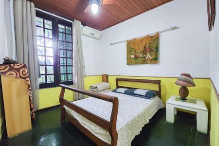 Casa à venda com 250m², 3 quartos e 1 vaga Casa à venda com 250m², 3 quartos e 1 vagaSuite 1