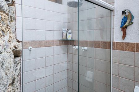 Casa à venda com 250m², 3 quartos e 1 vaga Casa à venda com 250m², 3 quartos e 1 vagaBanheiro Social