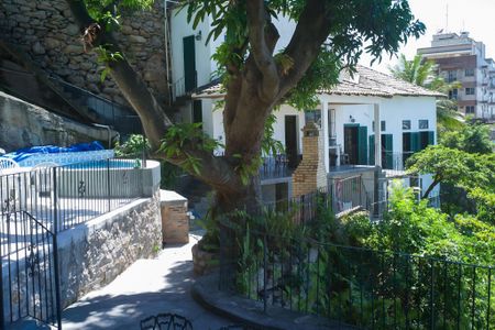 Casa à venda com 250m², 3 quartos e 1 vaga Casa à venda com 250m², 3 quartos e 1 vagaÁrea Externa