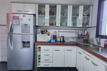 Casa à venda com 250m², 3 quartos e 1 vaga Casa à venda com 250m², 3 quartos e 1 vagaCozinha