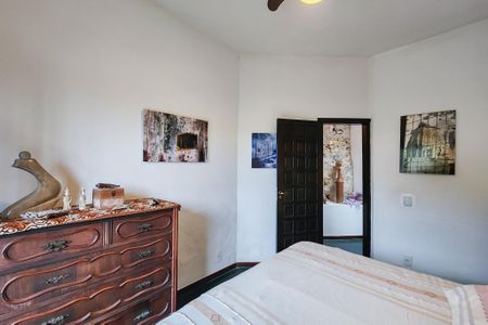 Casa à venda com 250m², 3 quartos e 1 vaga Casa à venda com 250m², 3 quartos e 1 vagaQuarto