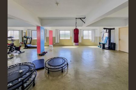 Apartamento para alugar com 48m², 2 quartos e 1 vaga Apartamento para alugar com 48m², 2 quartos e 1 vagaÁrea comum - Academia