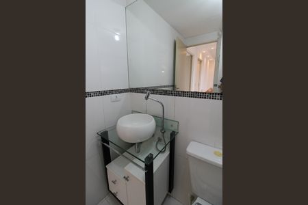 Apartamento para alugar com 48m², 2 quartos e 1 vaga Apartamento para alugar com 48m², 2 quartos e 1 vagaBanheiro