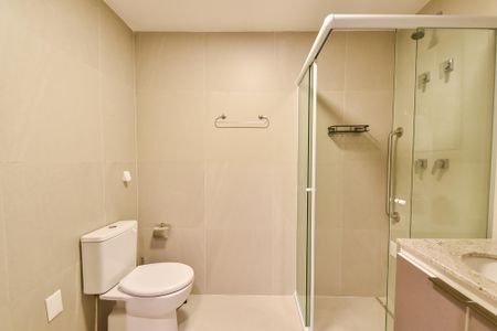 Studio à venda com 30m², 1 quarto e sem vaga Studio à venda com 30m², 1 quarto e sem vagaBanheiro