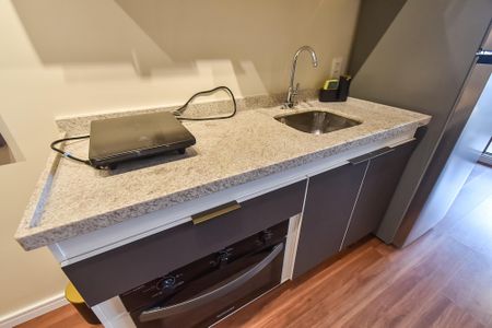 Studio à venda com 30m², 1 quarto e sem vaga Studio à venda com 30m², 1 quarto e sem vagaCozinha