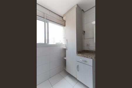 Apartamento à venda com 86m², 3 quartos e 2 vagas Apartamento à venda com 86m², 3 quartos e 2 vagasÁrea de serviço