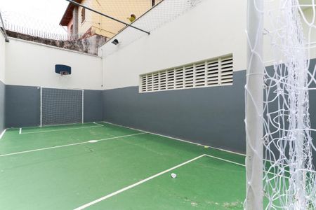 Apartamento à venda com 86m², 3 quartos e 2 vagas Apartamento à venda com 86m², 3 quartos e 2 vagasÁrea comum - Quadra esportiva