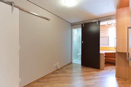 Apartamento à venda com 86m², 3 quartos e 2 vagas Apartamento à venda com 86m², 3 quartos e 2 vagasSuíte 1