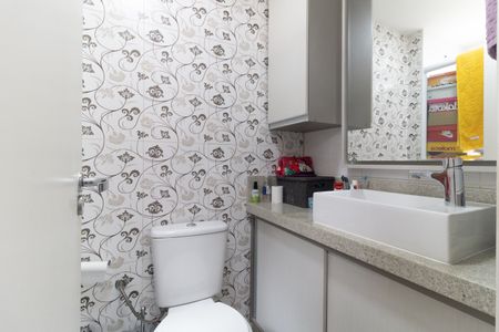 Apartamento à venda com 68m², 3 quartos e 2 vagasBanheiro da Suíte