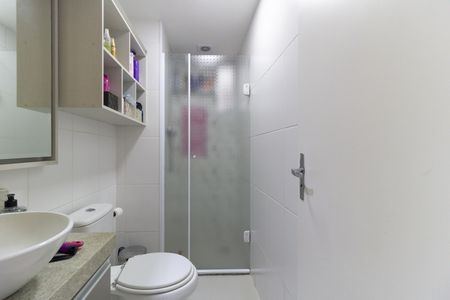 Apartamento à venda com 68m², 3 quartos e 2 vagasBanheiro Social 