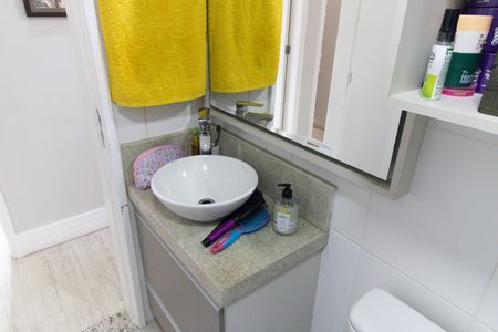 Apartamento à venda com 68m², 3 quartos e 2 vagasBanheiro Social 