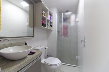 Apartamento à venda com 68m², 3 quartos e 2 vagasBanheiro Social 
