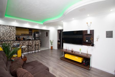 Sala de apartamento à venda com 2 quartos, 82m² em Jardim Santa Mena, Guarulhos