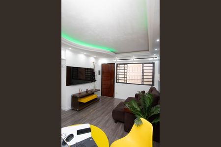 Sala de apartamento à venda com 2 quartos, 82m² em Jardim Santa Mena, Guarulhos