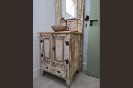 Apartamento para alugar com 75m², 2 quartos e 1 vagaBanheiro Social