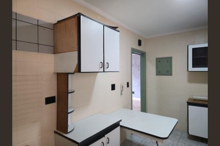 Apartamento para alugar com 75m², 2 quartos e 1 vagaCozinha 