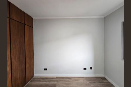 Apartamento para alugar com 75m², 2 quartos e 1 vagaQuarto 01