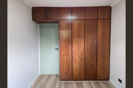 Apartamento para alugar com 75m², 2 quartos e 1 vagaQuarto 01