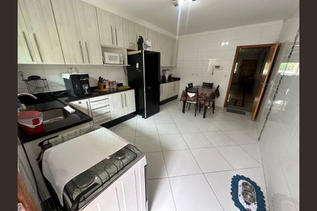 Casa à venda com 3 quartos, 110m² em Vila Zulmira, São Paulo