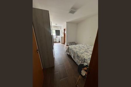 Casa à venda com 3 quartos, 110m² em Vila Zulmira, São Paulo