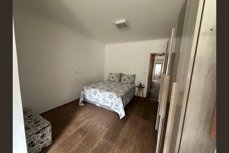 Casa à venda com 3 quartos, 110m² em Vila Zulmira, São Paulo