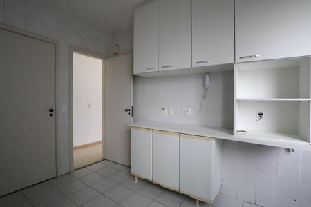 Apartamento para alugar com 90m², 3 quartos e 2 vagas Apartamento para alugar com 90m², 3 quartos e 2 vagasCozinha