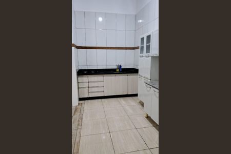 Cozinha de casa para alugar com 2 quartos, 300m² em Residencial Itaipú, Goiânia