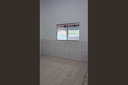 Sala de casa para alugar com 2 quartos, 300m² em Residencial Itaipú, Goiânia