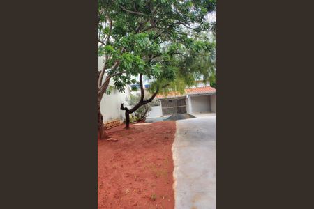 Casa para alugar com 300m², 2 quartos e 1 vagaÁrea externa