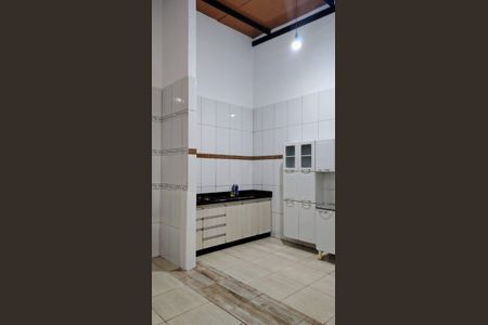 Casa para alugar com 300m², 2 quartos e 1 vagaCozinha