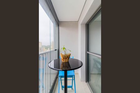 Studio para alugar com 27m², 1 quarto e sem vagaVaranda