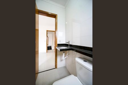 Casa à venda com 191m², 3 quartos e 4 vagasBanheiro da suíte 03