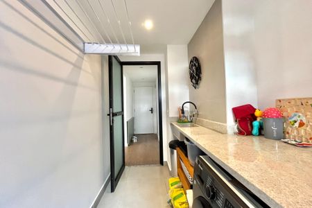 Apartamento à venda com 143m², 3 quartos e 2 vagasÁrea de Serviço