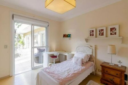 Casa para alugar com 5 quartos, 937m² em  Jardim Marajoara, São Paulo