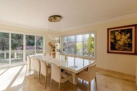 Casa para alugar com 5 quartos, 937m² em  Jardim Marajoara, São Paulo