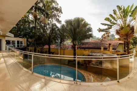 Casa para alugar com 937m², 5 quartos e 6 vagas