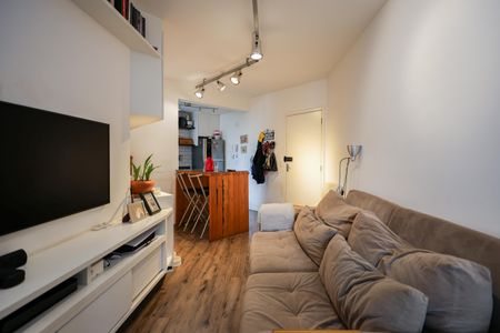 Sala de apartamento para alugar com 2 quartos, 58m² em Vila Sonia do Taboao, Taboão da Serra